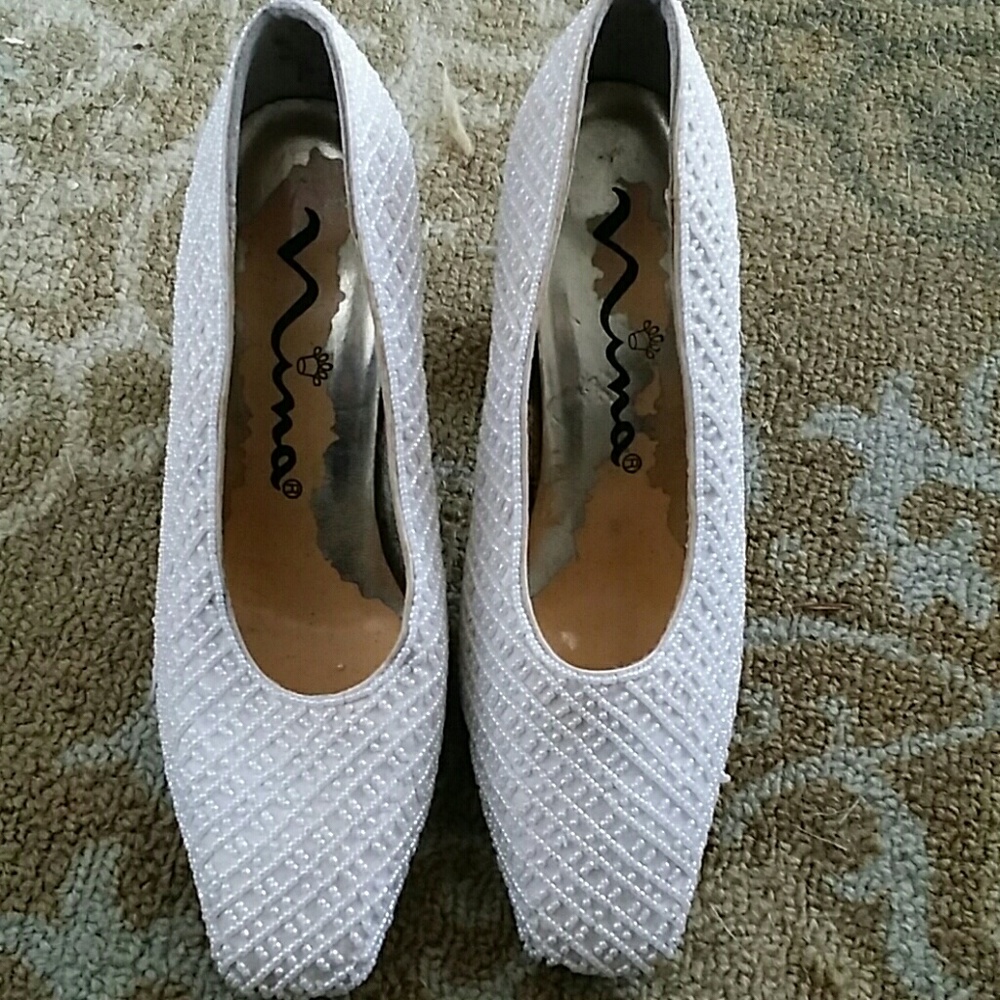 Size 5-1/2 M Jeweled in glass pearls pumps